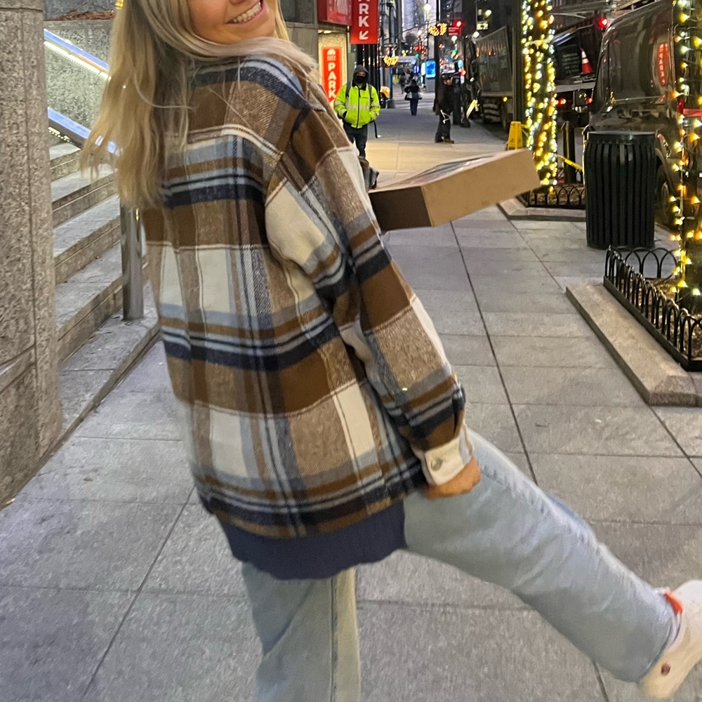 blue/brown plaid jacket